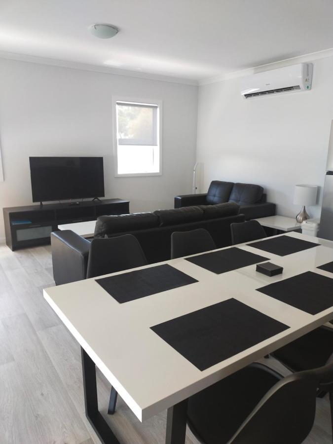 Jurien Beachfront Holiday Units Villa Jurien Bay Exterior photo