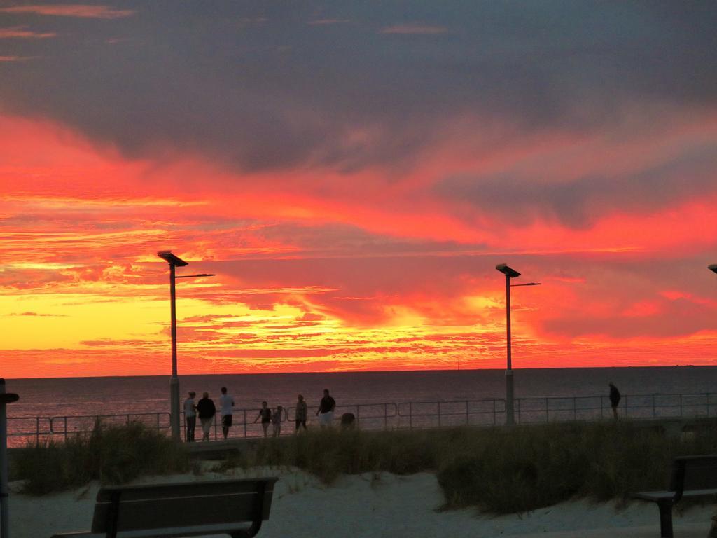 Jurien Beachfront Holiday Units Villa Jurien Bay Room photo