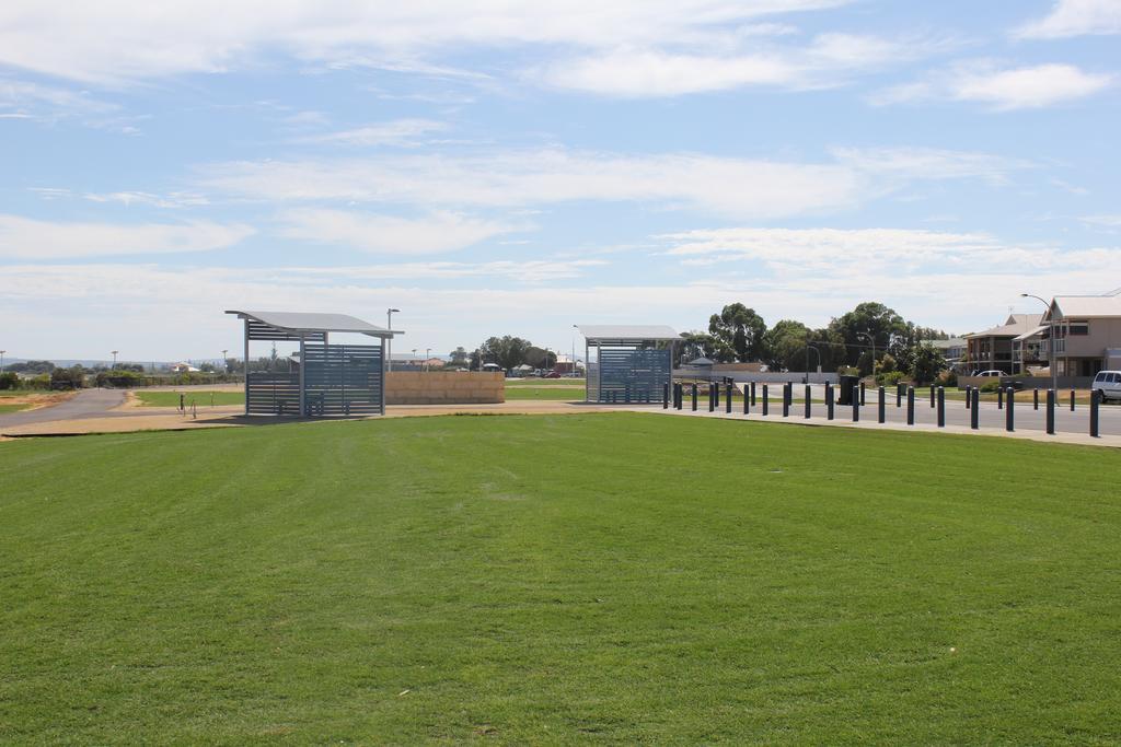 Jurien Beachfront Holiday Units Villa Jurien Bay Exterior photo